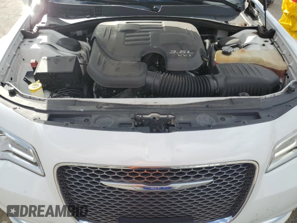 2019 Chrysler 300 Limited with VIN 2C3CCAKG6KH578031, listed as a Copart auction lot 71211053 with 91,428 mi miles and Salvage Title. Bid and sale history available at carsss.com. Image 11.
