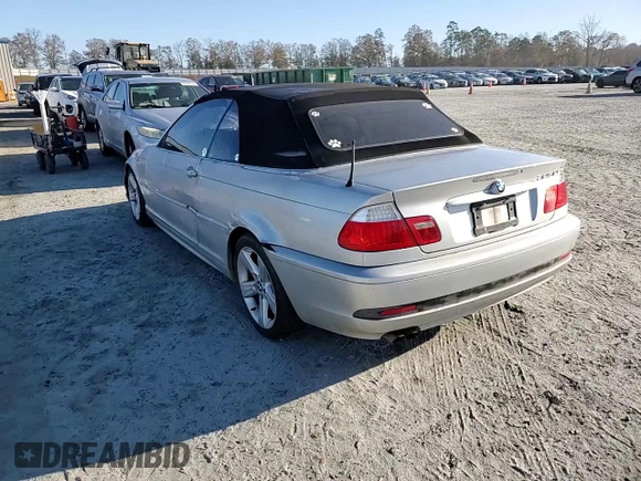 2005 BMW 3 Series 325Ci with VIN WBABW33415PL37084, listed as a Copart auction lot 82870094 with 208,216 mi miles and Salvage Title. Bid and sale history available at carsss.com. Image 11.