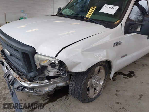 2006 Ford Super Duty F-250 XL with VIN 1FTSW20P36EC23001, listed as a IAAI auction lot 41856267 with 1 mi miles. Bid and sale history available at carsss.com. Image 6.