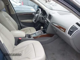 2009 Audi Q5 Premium Plus z VIN WA1KK78R09A019180, wystawiony jako IAAI lot #41600402 z przebiegiem 184 147 mil mil oraz . Historia ofert i sprzedaży dostępna na DreamBid. Obrazek 5.