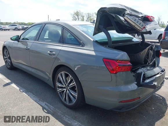 2024 Audi A6 Premium z VIN WAUD3BF2XRN036479, wystawiony jako IAAI lot #42168192 z przebiegiem 3 380 mil mil oraz . Historia ofert i sprzedaży dostępna na DreamBid. Obrazek 3.