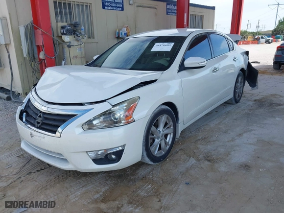 2015 Nissan Altima 2.5 SL with VIN 1N4AL3AP0FN339562, listed as a IAAI auction lot 41876685 with 127,493 mi miles. Bid and sale history available at carsss.com. Image 17.