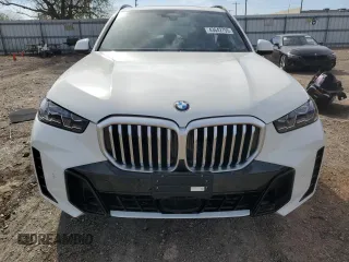 2025 BMW X5 sDrive40i with VIN 5UX13EU02S9Z08286, listed as a Copart auction lot 43642755 with 0 mi miles and Salvage Title. Bid and sale history available at carsss.com. Image 5.