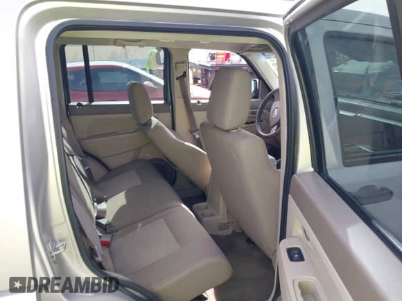 2008 Jeep Liberty Sport with VIN 1J8GN28K68W169409, listed as a IAAI auction lot 41993830 with 133,443 mi miles and . Bid and sale history available at DreamBid. Image 8.