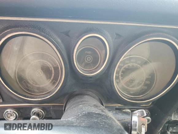 1972 Ford Mustang с VIN 2F03F214245, выставлен на аукционе Copart как лот 77535234 с пробегом 77 547 миль миль и Списание • Salvage title. История ставок и продаж доступна на DreamBid. Изображение 9.
