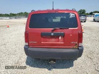 2008 Dodge Nitro SXT z VIN 1D8GU28K28W188650, wystawiony jako Copart lot #60814305 z przebiegiem 301 191 mil mil oraz Szkoda całkowita • Salvage title. Historia ofert i sprzedaży dostępna na DreamBid. Obrazek 6.