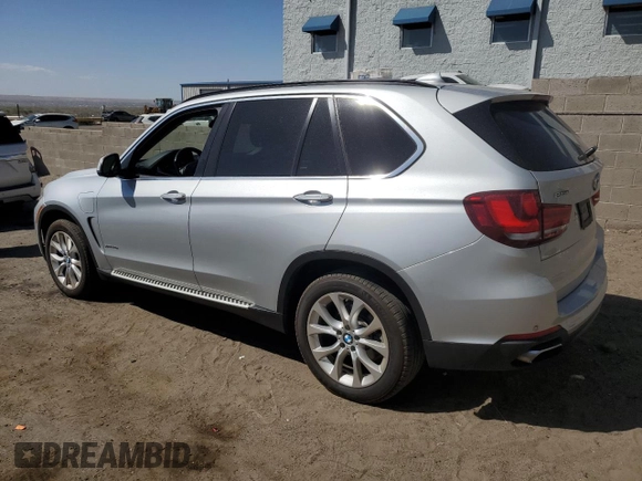 2016 BMW X5 xDrive40e z VIN 5UXKT0C58G0S75258, wystawiony jako Copart lot #51243015 z przebiegiem 152 469 mil mil oraz Czysty tytuł • Clean title. Historia ofert i sprzedaży dostępna na DreamBid. Obrazek 2.
