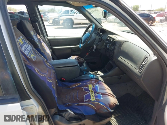2001 Ford Explorer Eddie Bauer с VIN 1FMZU74E31ZA74970, выставлен на аукционе IAAI как лот 42801471 с пробегом 255 191 миль миль и . История ставок и продаж доступна на DreamBid. Изображение 5.