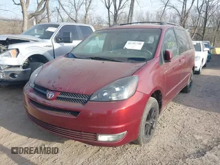 2005 Toyota Sienna XLE with VIN 5TDZA22C05S248499, listed as a IAAI auction lot 41797750 with 266,521 mi miles. Bid and sale history available at carsss.com. Image 17.