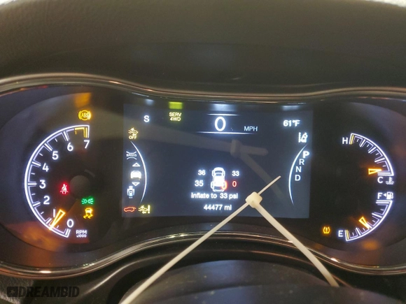 2019 Jeep Grand Cherokee Trailhawk with VIN 1C4RJFLGXKC695377, listed as a Copart auction lot 43233835 with 44,477 mi miles and Salvage Title. Bid and sale history available at carsss.com. Image 9.