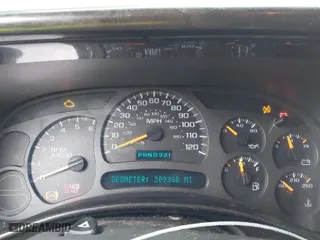 2003 GMC Sierra 1500 SLT with VIN 1GTEC19T93Z329361, listed as a IAAI auction lot 41433960 with 209,360 mi miles. Bid and sale history available at carsss.com. Image 7.