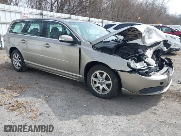 2008 Volvo V70 with VIN YV1BW982681048362, listed as a IAAI auction lot 41937692 with 233,469 mi miles and . Bid and sale history available at DreamBid. Image 1.