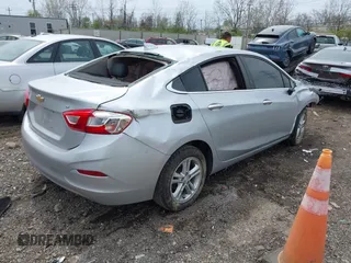2017 Chevrolet Cruze LT with VIN 1G1BE5SMXH7212312, listed as a IAAI auction lot 42065617 with 195,689 mi miles and . Bid and sale history available at DreamBid. Image 4.