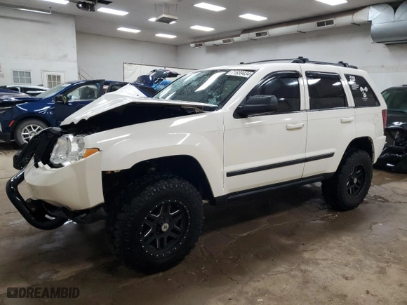 2008 Jeep Grand Cherokee Laredo with VIN 1J8HR48M38C222820, listed as a Copart auction lot 71939434 with 177,787 mi miles and Clean Title. Bid and sale history available at carsss.com. Image 1.