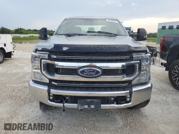 2020 Ford F-250 XL z VIN 1FT7W2BT6LEE85378, wystawiony jako Copart lot #58958075 z przebiegiem 91 978 mil mil oraz Czysty tytuł • Clean title. Historia ofert i sprzedaży dostępna na DreamBid. Obrazek 5.