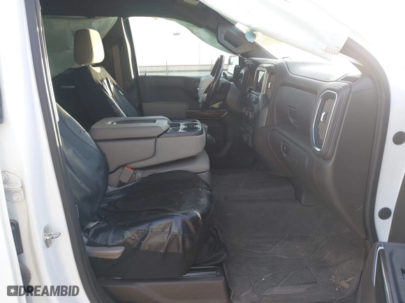 2019 Chevrolet Silverado 1500 LT with VIN 3GCPWCED5KG146483, listed as a IAAI auction lot 41757133 with 126,638 mi miles. Bid and sale history available at carsss.com. Image 5.
