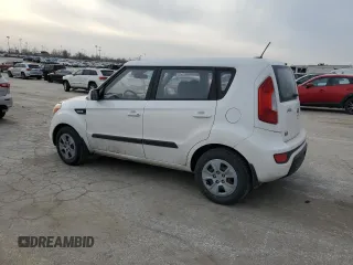 2012 Kia Soul with VIN KNDJT2A55C7452166, listed as a Copart auction lot 47270505 with 127,461 mi miles and Salvage Title. Bid and sale history available at carsss.com. Image 2.