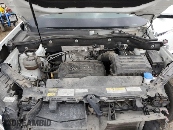 2022 Volkswagen Atlas SE with VIN 1V2KC2CAXNC204602, listed as a Copart auction lot 47306435 with 52,641 mi miles and Salvage title. Bid and sale history available at DreamBid. Image 12.