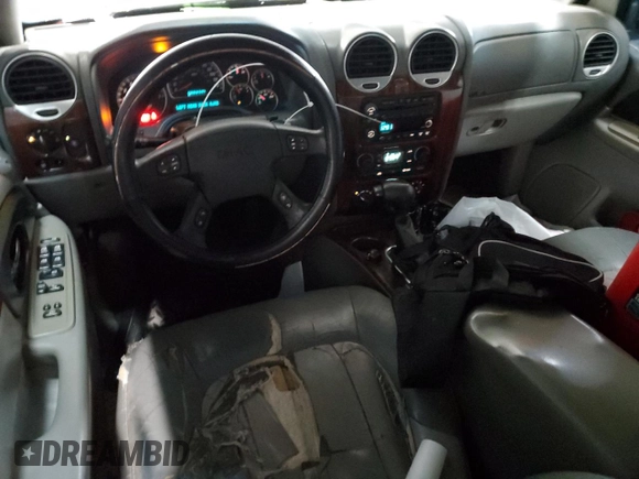 2004 GMC Envoy SLT with VIN 1GKET16S146133921, listed as a Copart auction lot 47730495 with 225,331 mi miles and Salvage Title. Bid and sale history available at DreamBid. Image 8.