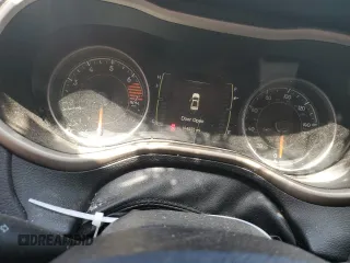 2017 Jeep Cherokee Sport с VIN 1C4PJLAB5HW643353, выставлен на аукционе Copart как лот 57707195 с пробегом 104 655 миль миль и Списание • Salvage title. История ставок и продаж доступна на DreamBid. Изображение 9.