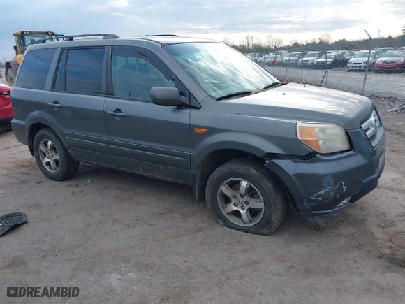 2007 Honda Pilot EX-L with VIN 5FNYF286X7B015235, listed as a IAAI auction lot 41915819 with 310,294 mi miles. Bid and sale history available at carsss.com. Image 6.