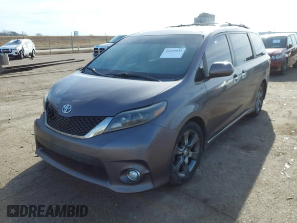 2015 Toyota Sienna SE with VIN 5TDXK3DC8FS633124, listed as a IAAI auction lot 41475935 with 182,921 mi miles and . Bid and sale history available at DreamBid. Image 17.