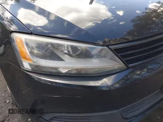 2012 Volkswagen Jetta SE with VIN 3VWDX7AJ5CM351398, listed as a IAAI auction lot 41734647 with 229,671 mi miles and . Bid and sale history available at DreamBid. Image 6.