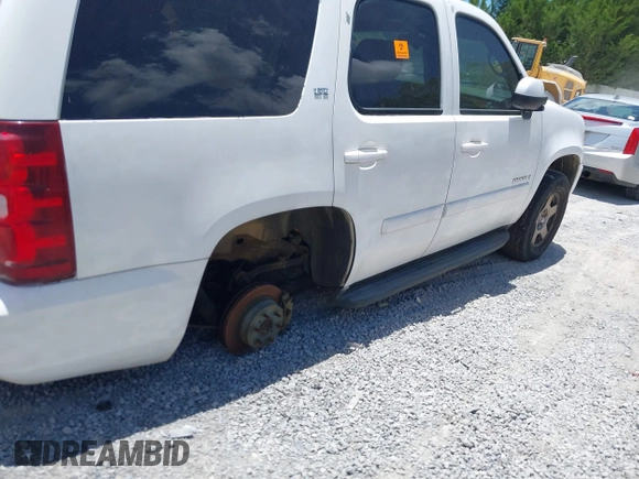2007 Chevrolet Tahoe LTZ with VIN 1GNFC13J07J153453, listed as a IAAI auction lot 42691432 with Not provided miles and . Bid and sale history available at DreamBid. Image 16.