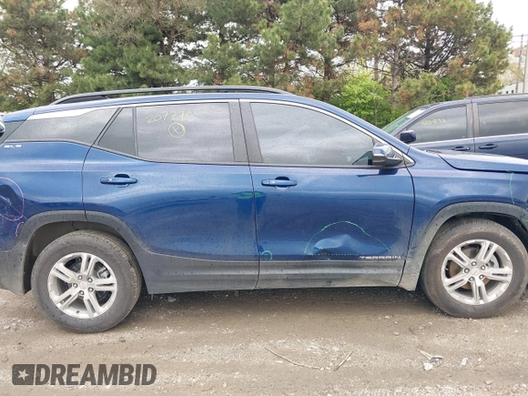 2022 GMC Terrain SLE z VIN 3GKALMEVXNL207775, wystawiony jako IAAI lot #42135647 z przebiegiem 52 288 mil mil oraz . Historia ofert i sprzedaży dostępna na DreamBid. Obrazek 12.