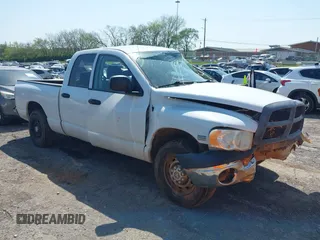 2005 Dodge Ram 2500 SLT with VIN 3D7KR28D65G828578, listed as a IAAI auction lot 42000613 with 1 mi miles. Bid and sale history available at carsss.com. Image 1.