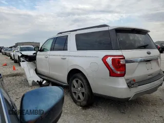 2018 Ford Expedition Max XLT with VIN 1FMJK1HT2JEA39353, listed as a Copart auction lot 82905254 with Not provided miles and Salvage title. Bid and sale history available at DreamBid. Image 2.