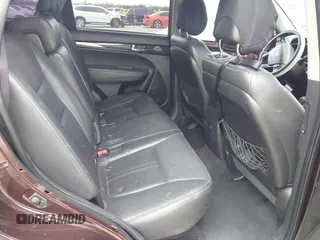2011 Kia Sorento EX z VIN 5XYKU4A24BG052376, wystawiony jako IAAI lot #42113365 z przebiegiem 171 432 mil mil oraz . Historia ofert i sprzedaży dostępna na DreamBid. Obrazek 8.