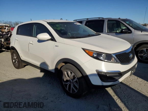 2015 Kia Sportage LX with VIN KNDPBCAC3F7781972, listed as a Copart auction lot 46041475 with 140,832 mi miles and Salvage Title. Bid and sale history available at carsss.com. Image 4.
