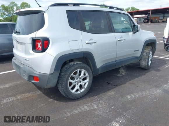 2017 Jeep Renegade Latitude z VIN ZACCJBBB6HPG40367, wystawiony jako IAAI lot #42053957 z przebiegiem 105 893 mil mil oraz . Historia ofert i sprzedaży dostępna na DreamBid. Obrazek 4.