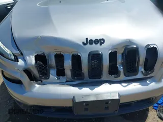 2018 Jeep Cherokee Latitude с VIN 1C4PJLCB9JD556540, выставлен на аукционе IAAI как лот 42282672 с пробегом 241 951 миль миль и . История ставок и продаж доступна на DreamBid. Изображение 6.