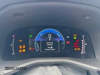 2025 Toyota Camry LE z VIN 4T1DBADK3SU510279, wystawiony jako Copart lot #46408205 z przebiegiem 7 274 mil mil oraz Szkoda całkowita • Salvage title. Historia ofert i sprzedaży dostępna na DreamBid. Obrazek 9.