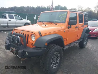 2013 Jeep Wrangler Unlimited Sport z VIN 1C4BJWDG7DL522421, wystawiony jako IAAI lot #41492425 z przebiegiem 55 921 mil mil oraz . Historia ofert i sprzedaży dostępna na DreamBid. Obrazek 18.
