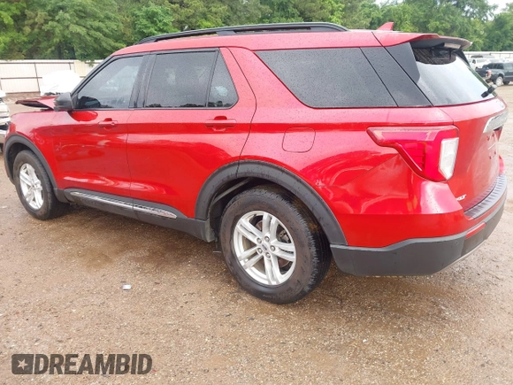2020 Ford Explorer XLT with VIN 1FMSK7DH0LGA38895, listed as a IAAI auction lot 42159484 with 42,820 mi miles and . Bid and sale history available at DreamBid. Image 3.