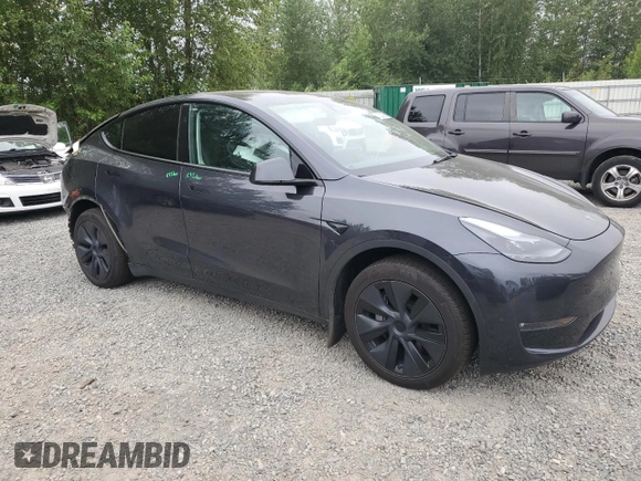 2024 Tesla Model Y Long Range с VIN 7SAYGDEE5RF130383, выставлен на аукционе Copart как лот 60263265 с пробегом 12 531 миль миль и Списание • Salvage title. История ставок и продаж доступна на DreamBid. Изображение 4.