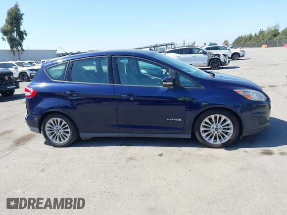 2017 Ford C-Max SE z VIN 1FADP5AU0HL115421, wystawiony jako IAAI lot #42216348 z przebiegiem 145 415 mil mil oraz . Historia ofert i sprzedaży dostępna na DreamBid. Obrazek 13.