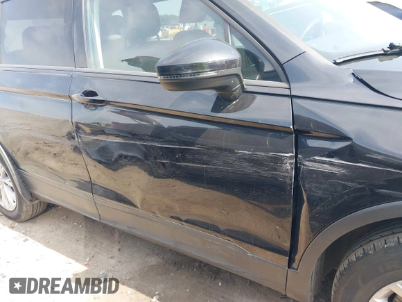 2020 Volkswagen Tiguan S with VIN 3VV1B7AX1LM086019, listed as a IAAI auction lot 42458434 with 114,413 mi miles and . Bid and sale history available at DreamBid. Image 20.