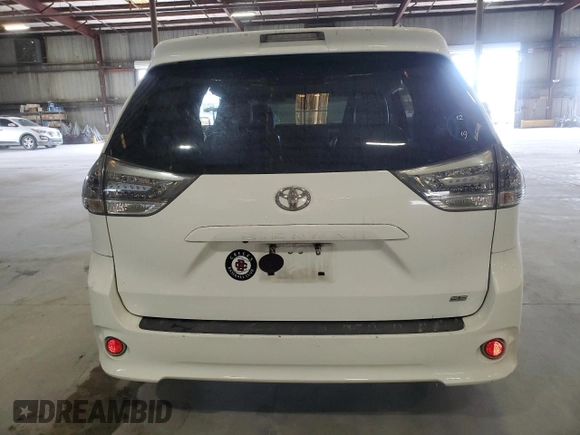 2015 Toyota Sienna SE with VIN 5TDXK3DC8FS662302, listed as a Copart auction lot 57995425 with 181,379 mi miles and Salvage title. Bid and sale history available at DreamBid. Image 6.