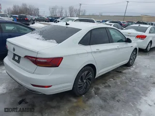 2019 Volkswagen Jetta SEL Premium with VIN 3VWG57BU9KM008717, listed as a IAAI auction lot 41566305 with 95,289 mi miles. Bid and sale history available at carsss.com. Image 4.