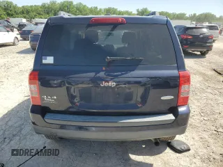 2015 Jeep Patriot Latitude z VIN 1C4NJRFB6FD426261, wystawiony jako Copart lot #56391245 z przebiegiem 73 493 mil mil oraz Szkoda całkowita • Salvage title. Historia ofert i sprzedaży dostępna na DreamBid. Obrazek 6.