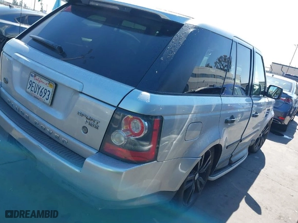 2010 Land Rover Range Rover Sport HSE LUX with VIN SALSK2D4XAA217748, listed as a IAAI auction lot 41700675 with 123,347 mi miles. Bid and sale history available at carsss.com. Image 4.