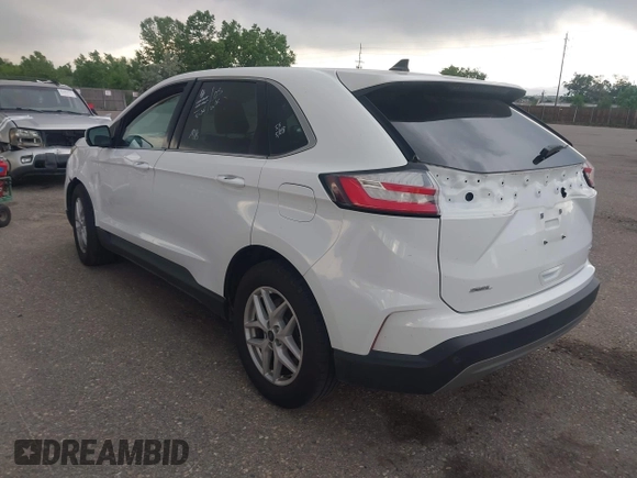 2024 Ford Edge SEL z VIN 2FMPK4J90RBA77889, wystawiony jako IAAI lot #42484303 z przebiegiem 51 211 mil mil oraz . Historia ofert i sprzedaży dostępna na DreamBid. Obrazek 3.
