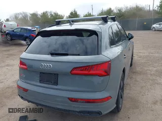 2019 Audi SQ5 Prestige with VIN WA1C4AFY2K2071710, listed as a IAAI auction lot 41893399 with 90,393 mi miles. Bid and sale history available at carsss.com. Image 4.