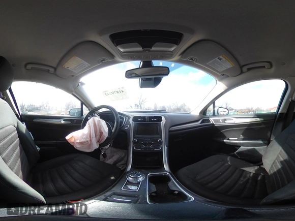 2019 Ford Fusion Hybrid SE with VIN 3FA6P0LUXKR104850, listed as a IAAI auction lot 41870242 with 114,943 mi miles. Bid and sale history available at carsss.com. Image 19.