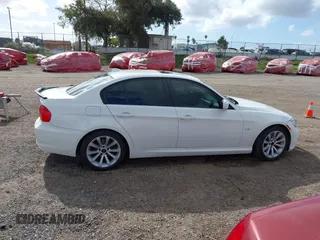 2011 BMW 3 Series 328i with VIN WBAPH5G53BNM80849, listed as a IAAI auction lot 41942772 with 84,876 mi miles. Bid and sale history available at carsss.com. Image 13.