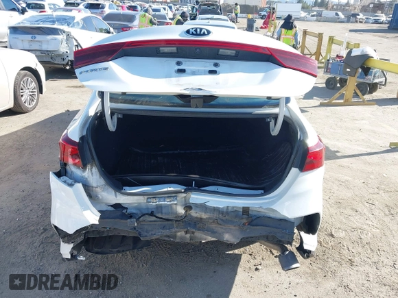 2019 Kia Forte LXS with VIN 3KPF24AD3KE136372, listed as a IAAI auction lot 41854981 with 70,900 mi miles. Bid and sale history available at carsss.com. Image 16.